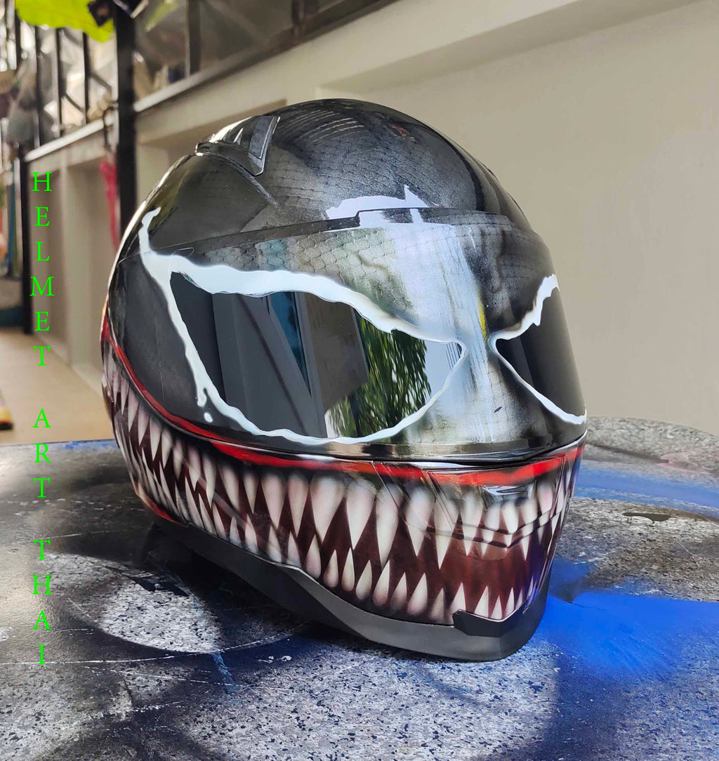 VENOM HELMET