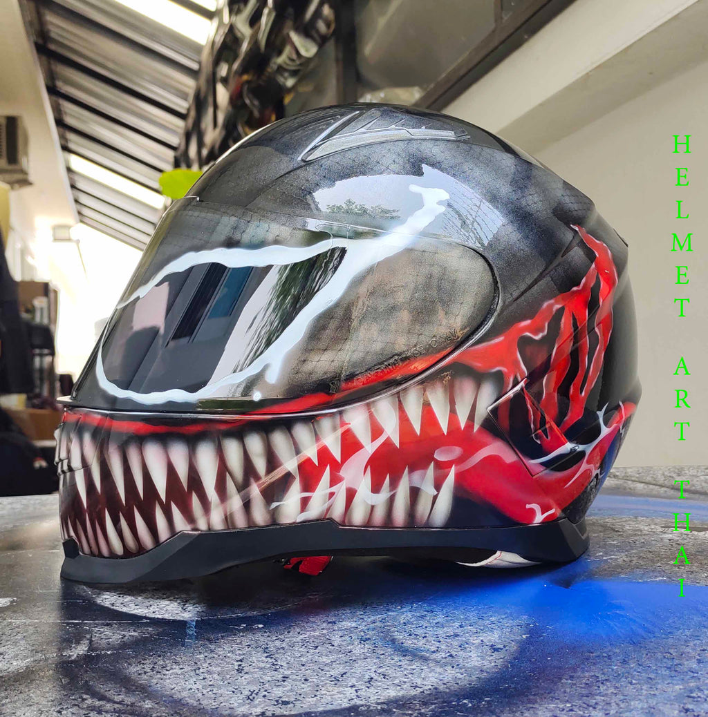 VENOM HELMET