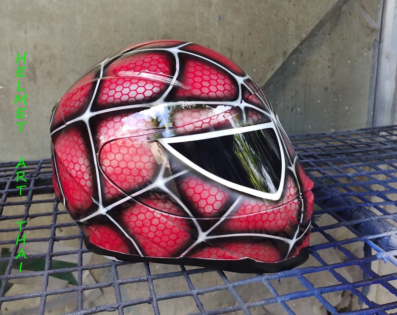 SPIDER MAN CUSTOM AIRBRUSHED MOTORCYCLE HELMET