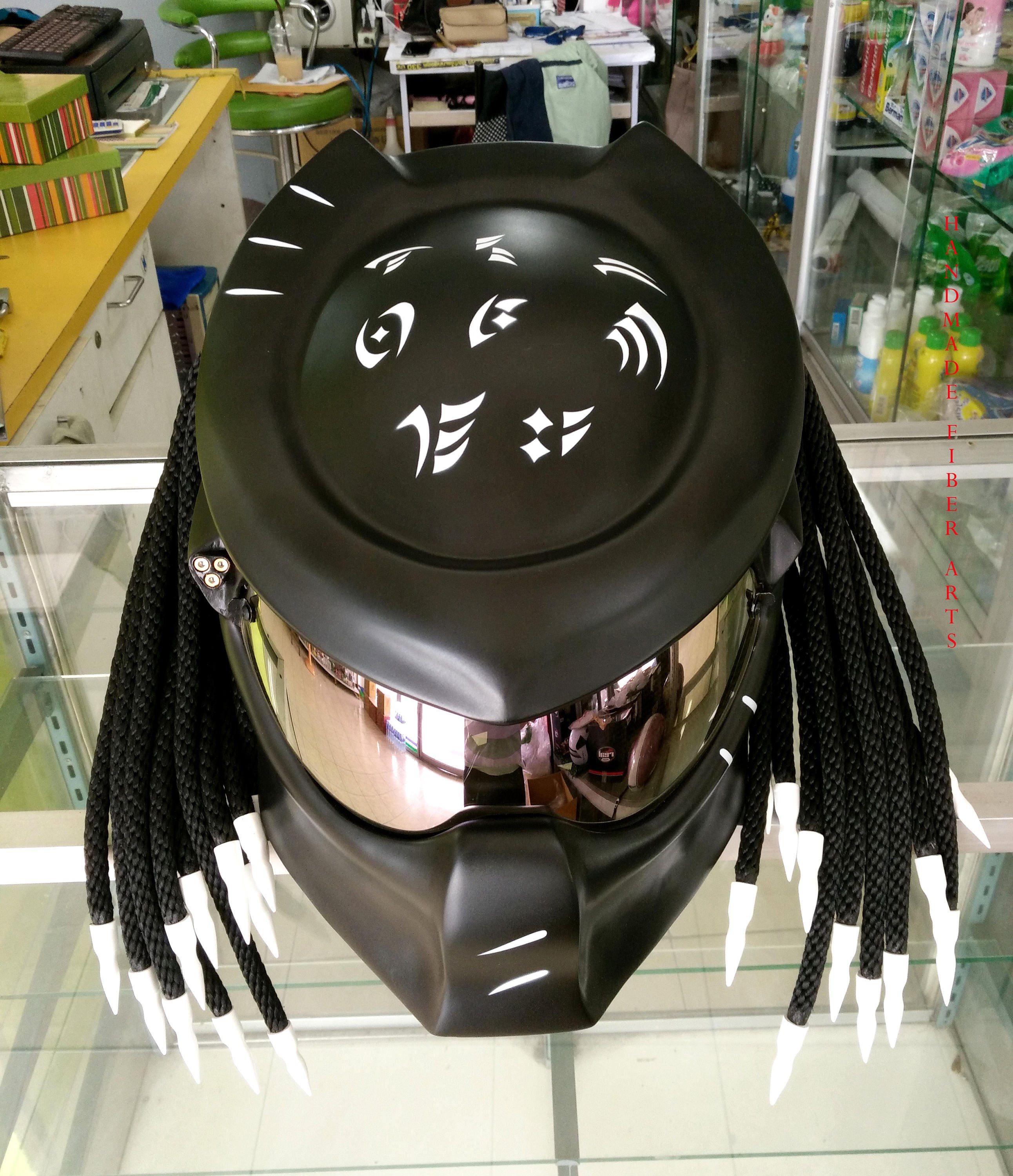 BLACK PREDATOR HELMET