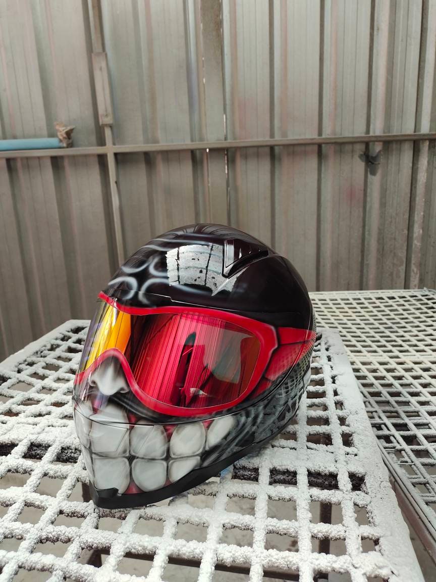 Custom Smiley Face Motorcycle Helmet