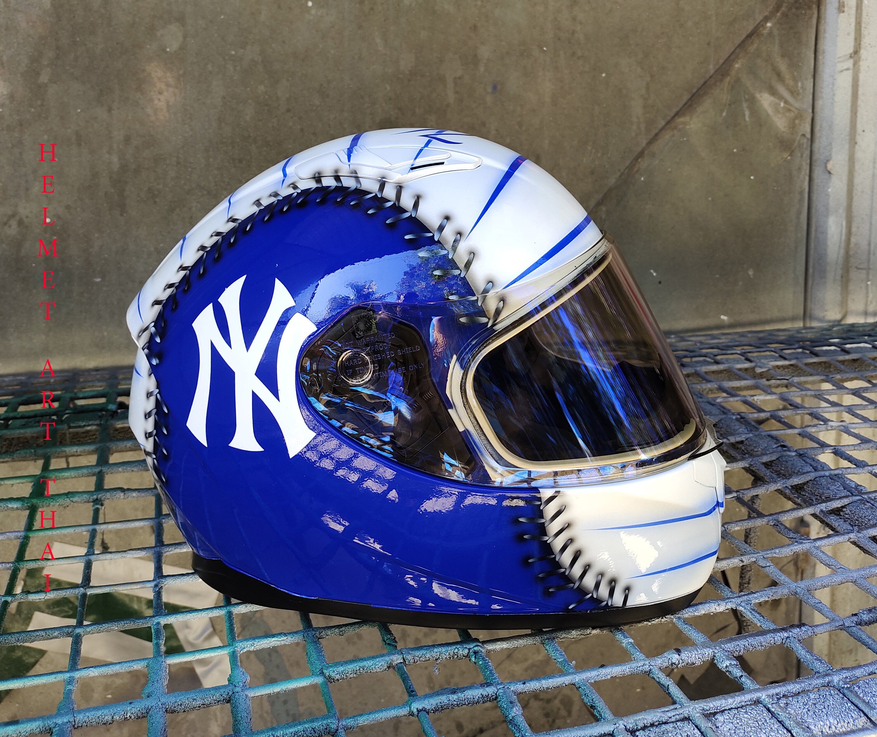 NEW YORK YANKEES Motorcycle Helmet