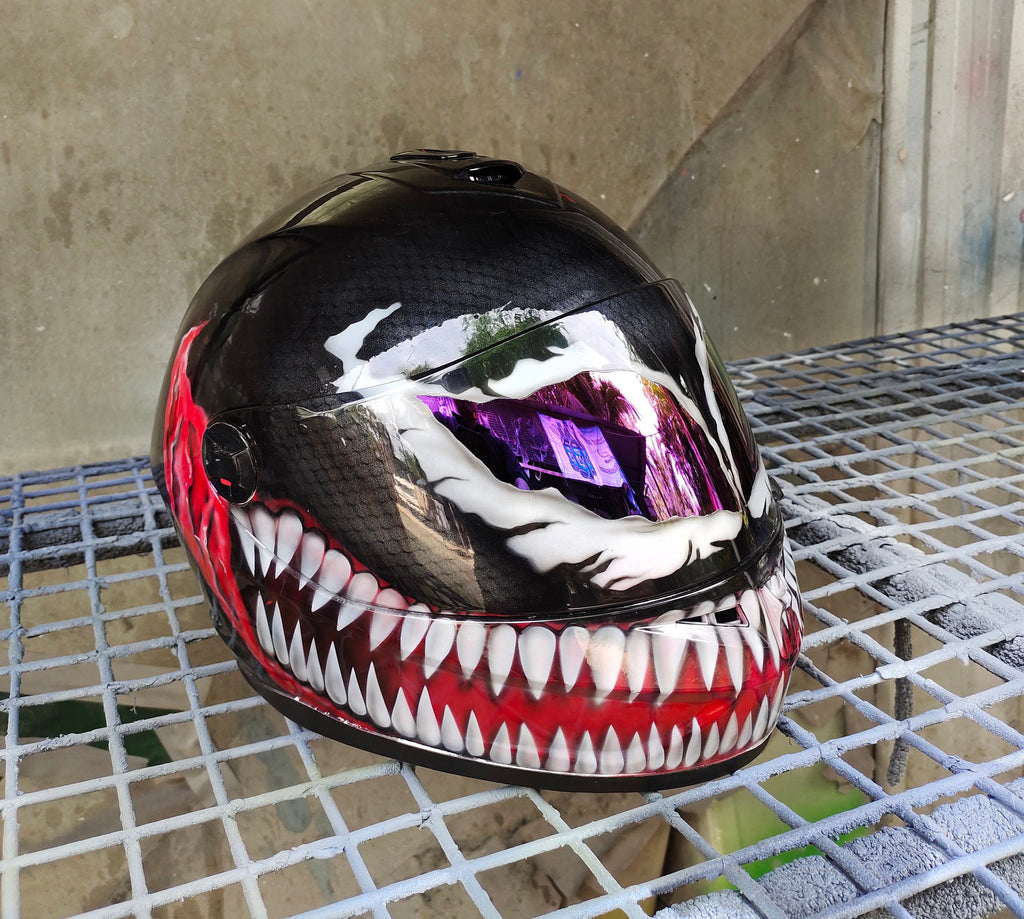 VENOM HELMET