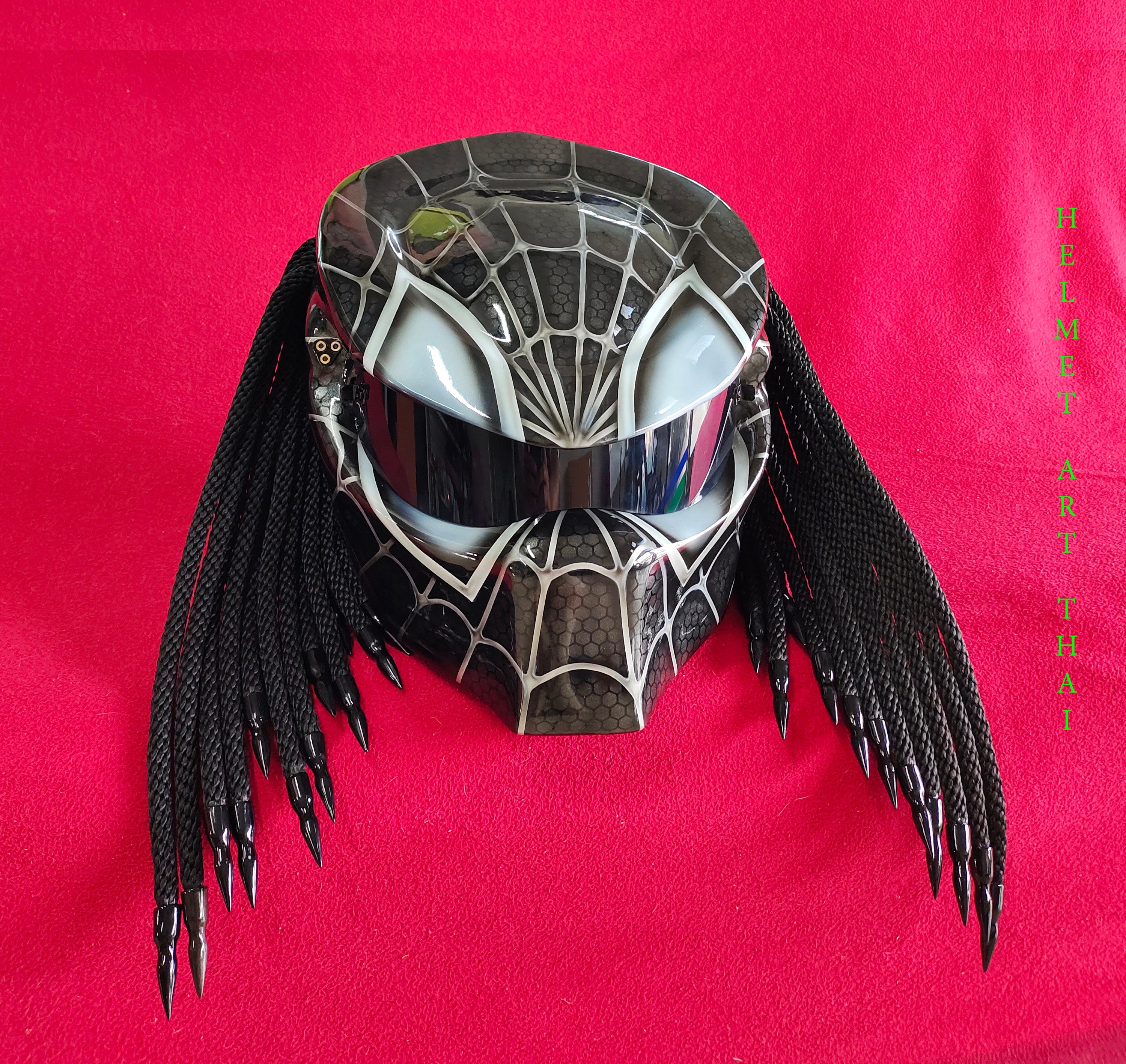 SPIDERMAN - Predator   Motorcycle Helmet