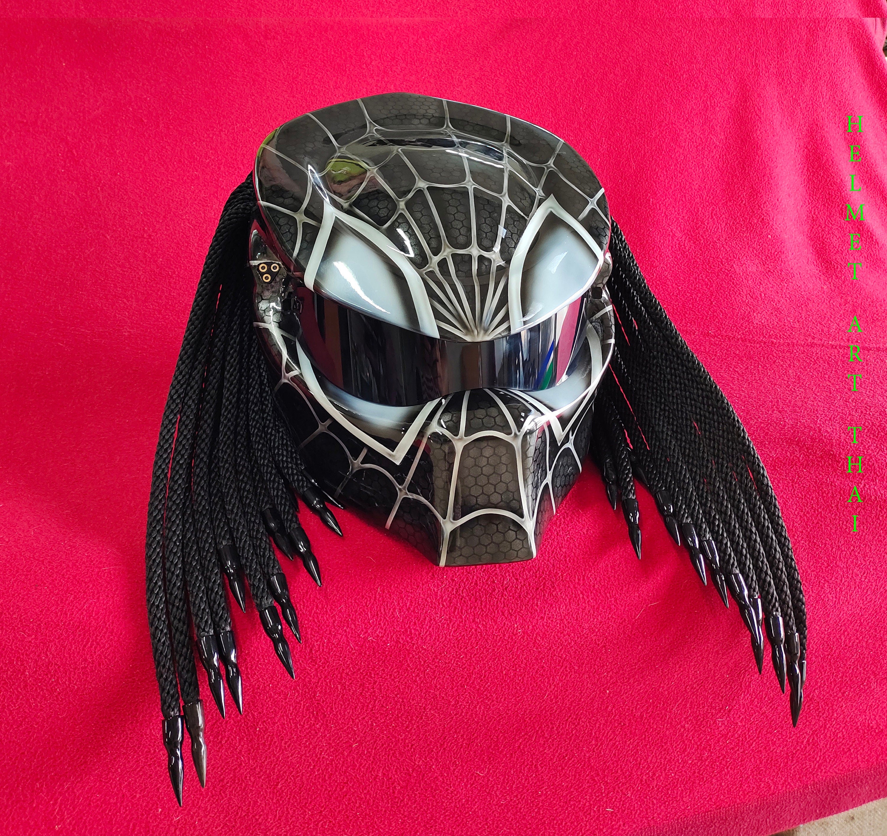 SPIDERMAN - Predator   Motorcycle Helmet