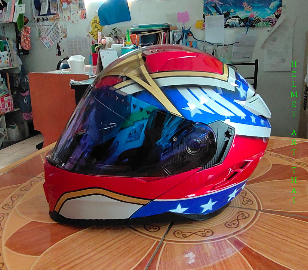 WONDER WOMAN Custom Motorcycle Helmet