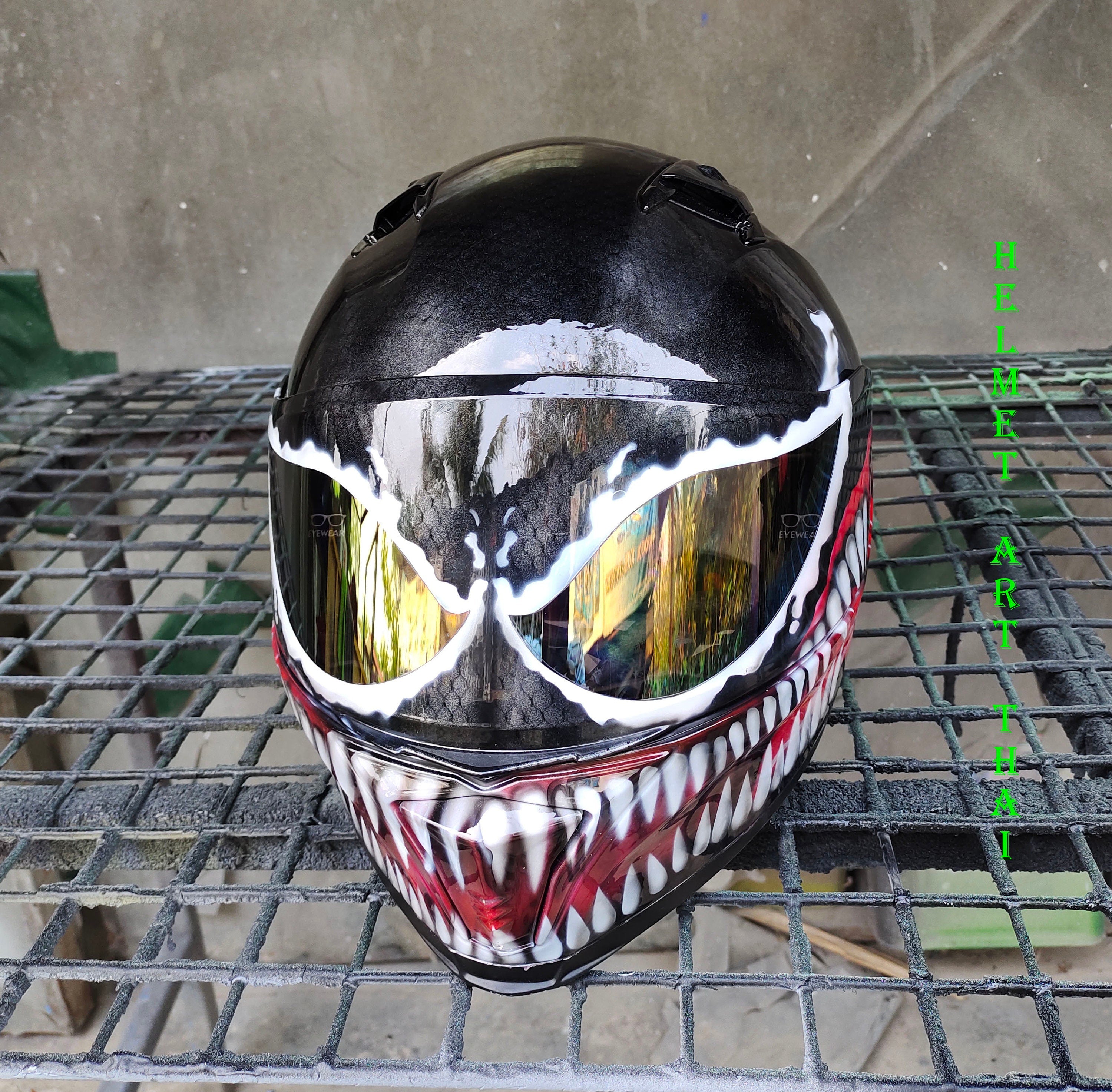 VENOM HELMET