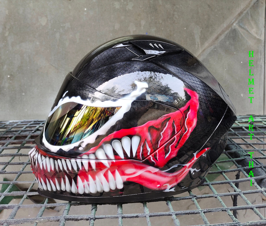 VENOM HELMET