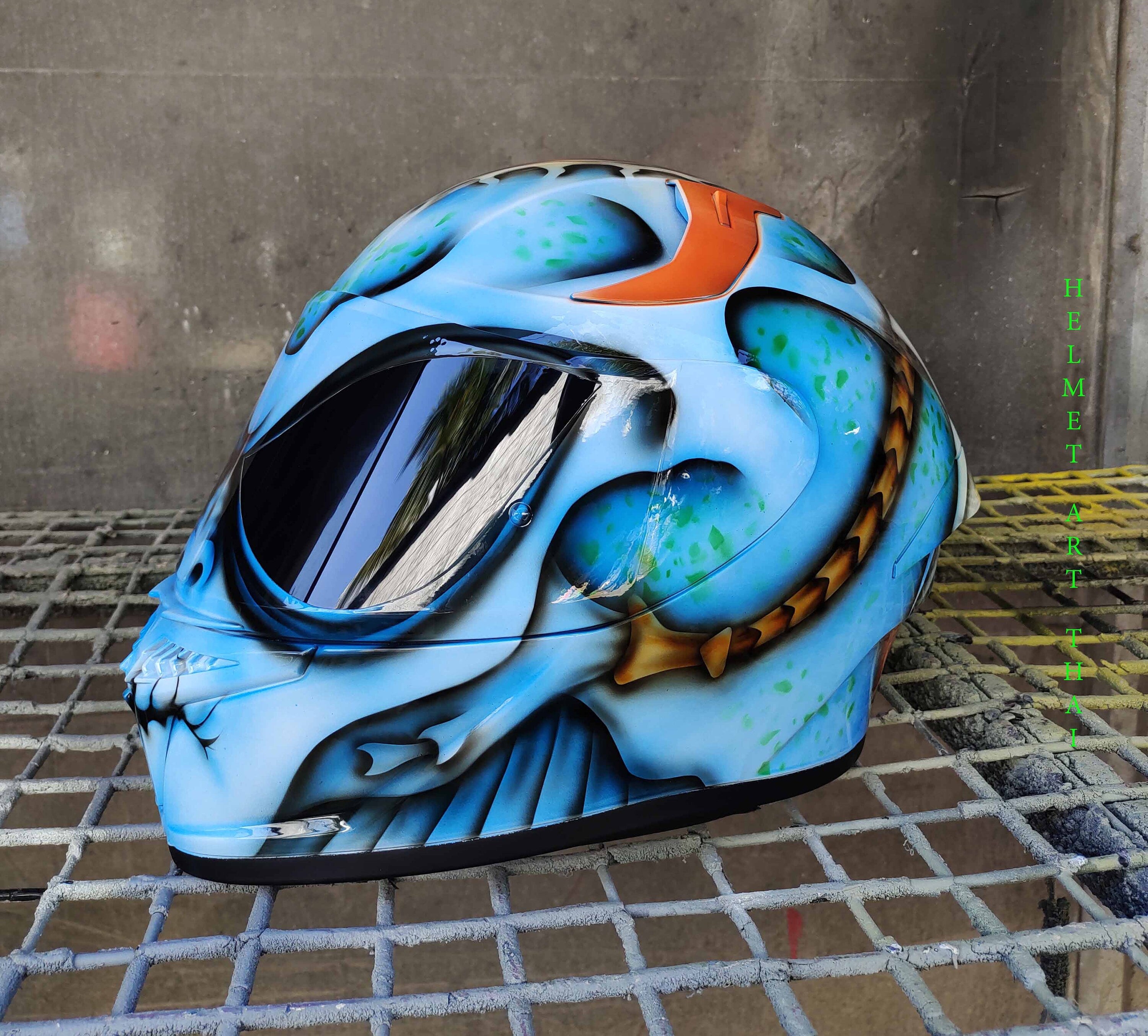 Alien Custom Airbrushed Motorcycle Helmet 👽🔥