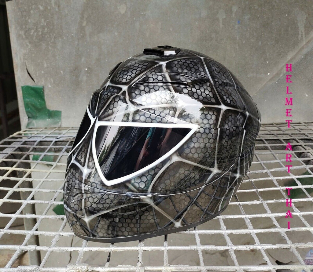 CASQUE DE MOTO NOIR SPIDER MAN CUSTOM AIRBRUSHED