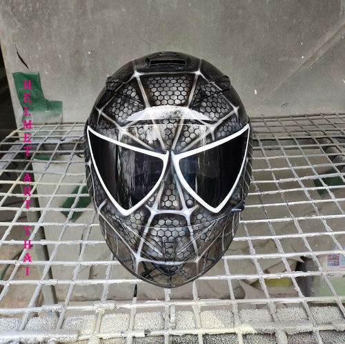 CASQUE DE MOTO NOIR SPIDER MAN CUSTOM AIRBRUSHED