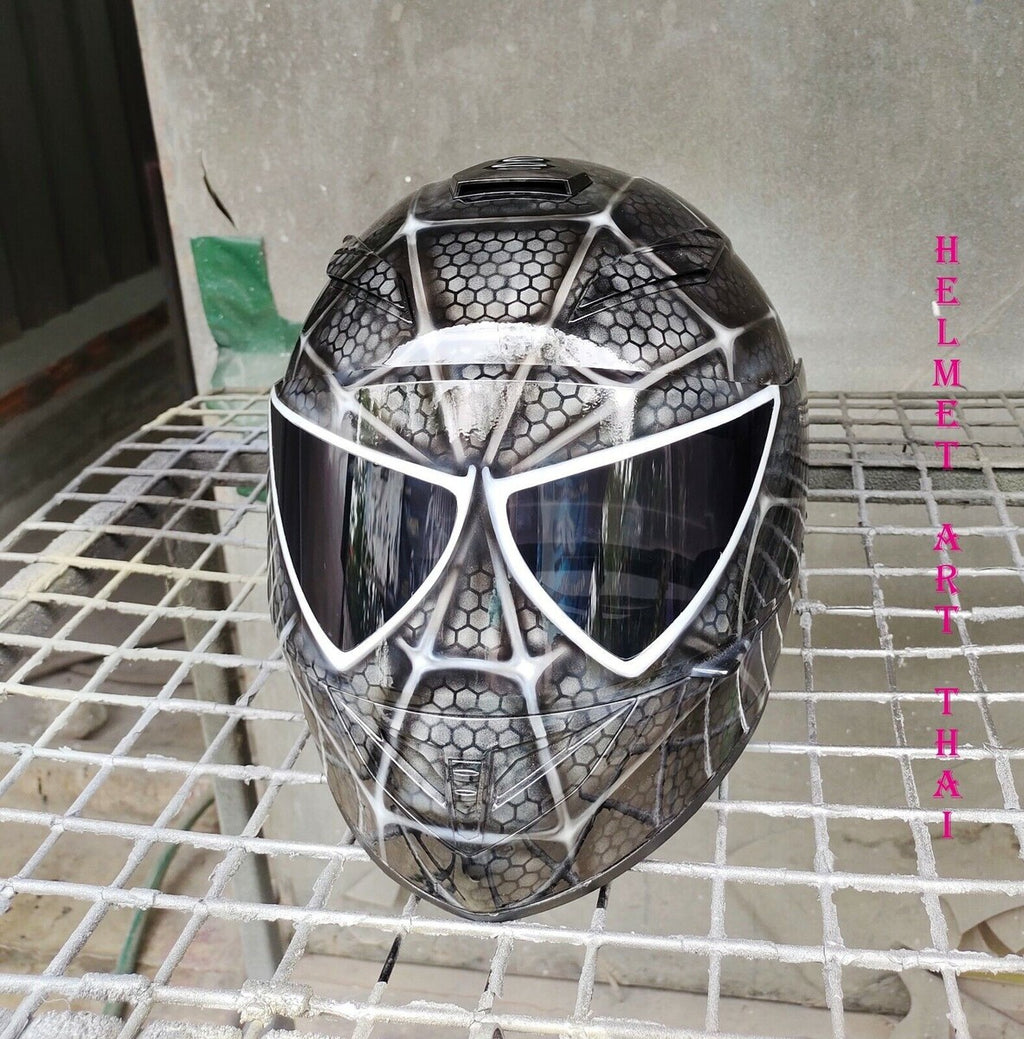 CASQUE DE MOTO NOIR SPIDER MAN CUSTOM AIRBRUSHED